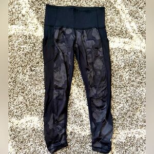 Lululemon Crop Leggings Size 6
